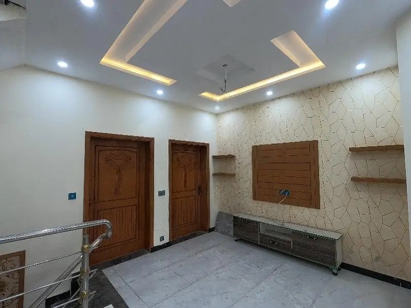 5 Marla Modern House for Sale in Park View City – Topaz Extension Block, Lahore