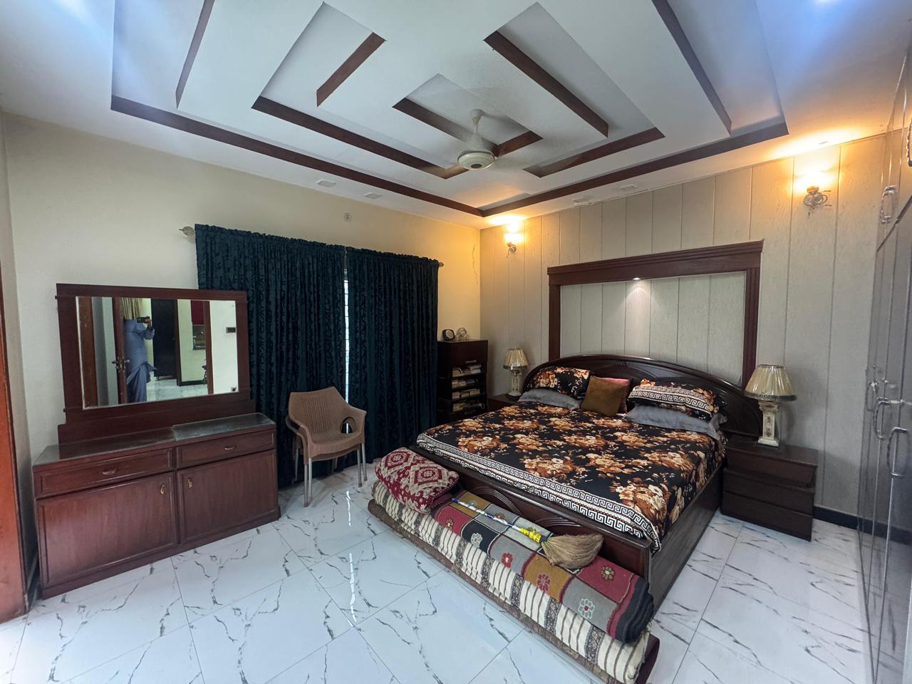 5 Marla Used House for Sale in Topaz Block, Park View City Lahore