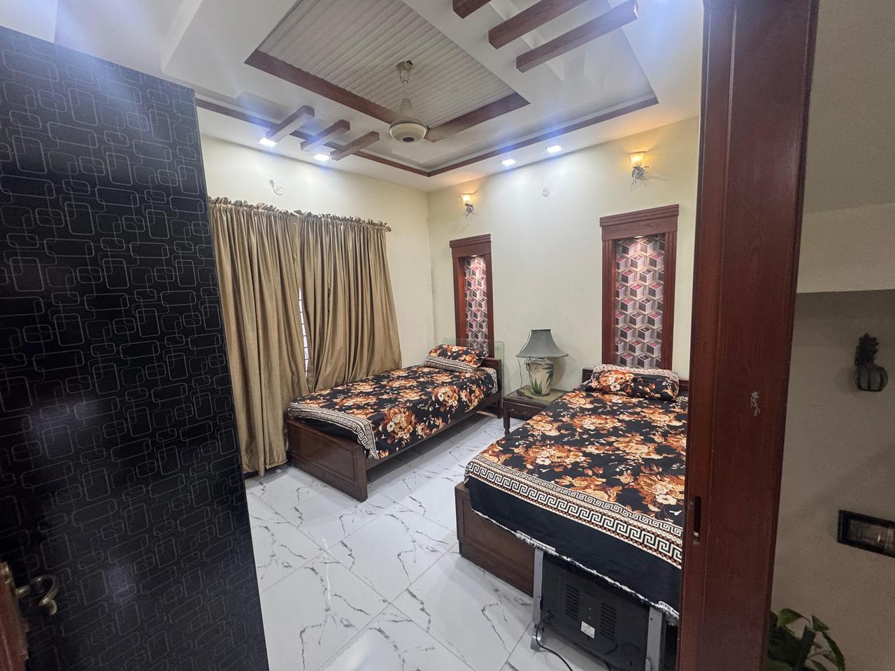 5 Marla Used House for Sale in Topaz Block, Park View City Lahore