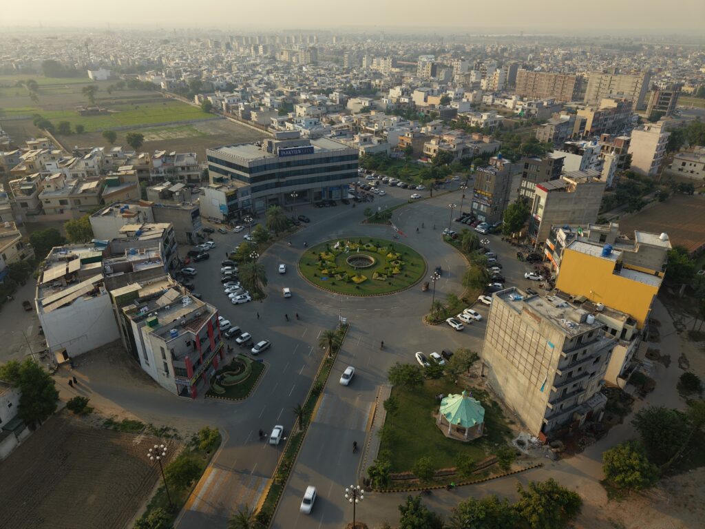 Houses for Sale in Park View City Lahore